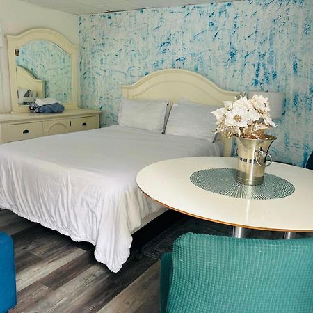 Cozy Studio Only 10 Minutes By Car Of Siesta Key Sarasota Luaran gambar